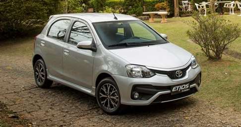 novo toyota etios platinum 2017