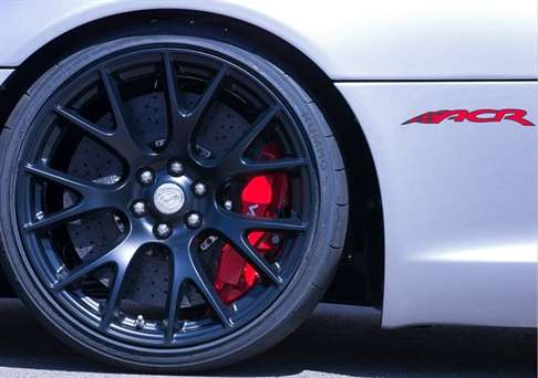 dodge viper acr 2016 rodas e freios