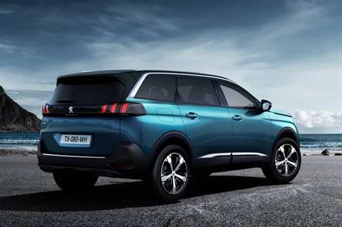 peugeot 5008 2017