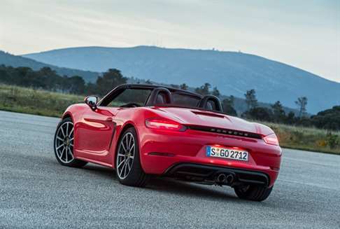 porsche 718 boxster traseira