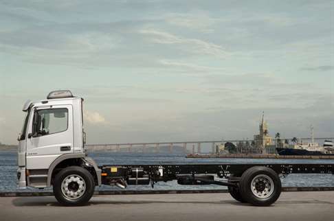 mercedes atego 2012