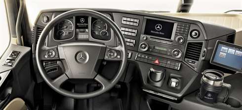 novo mercedes actros 2012 2013 interior painel