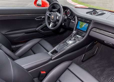 interior porsche 911 2017