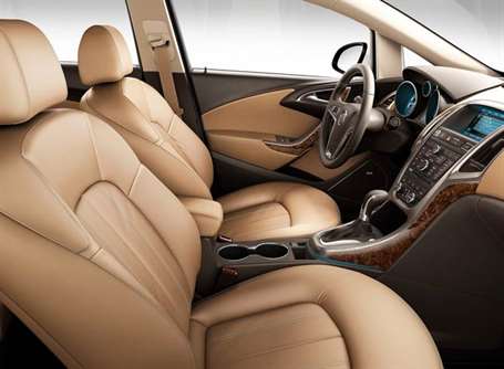 interior buick verano