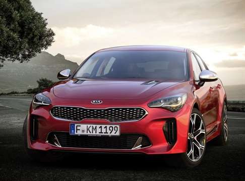 novo kia stinger 2018