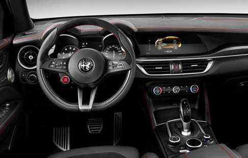 alfa romeo stelvio quadrifoglio interior