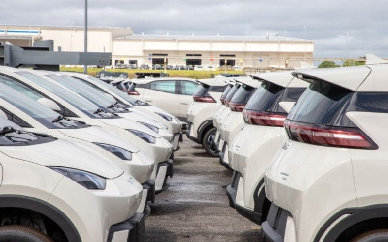 Busca por carros elétricos usados cresce 71% no Brasil em 2026