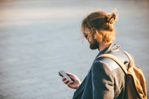 Publicidade digital no Brasil alcança R$ 42,7 bi em 2025 com crescimento de 12,7%