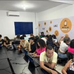 Pequenos negócios no Brasil avançam com marketing digital e IA