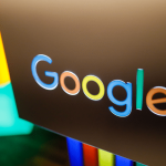 Google Ads API v24.2 traz novidades em segurança, transparência de IA e relatórios