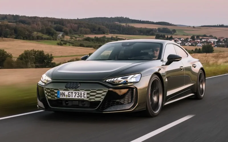 Audi RS e-tron GT Performance: o cupê elétrico mais potente da marca a partir de R$ 1,3 mi