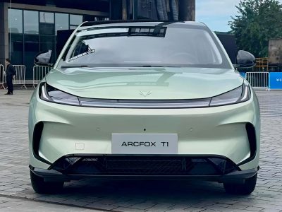 BAIC planeja entrar no Brasil com híbridos plug-in além do elétrico Arcfox T1