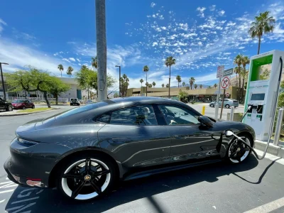 Governo facilita importação de carros elétricos sem imposto por seis meses