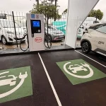 Curitiba inaugura primeiro eletroposto público da região Sul do Brasil