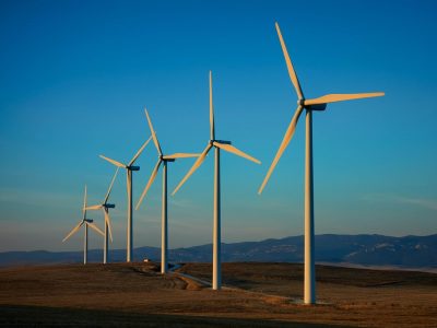 Energia eólica atinge recorde global com 165 gigawatts de nova capacidade