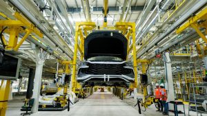 BYD enfrenta incertezas na produção local de veículos em Camaçari, BA