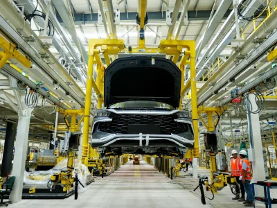 BYD enfrenta incertezas na produção local de veículos em Camaçari, BA