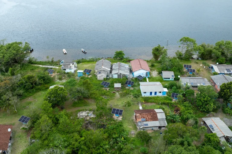 Ilhas do Paraná ganham energia solar e melhoram qualidade de vida local