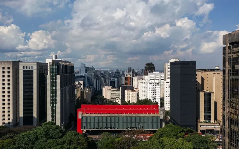 Heineken fornece energia renovável para o MASP e promove sustentabilidade cultural