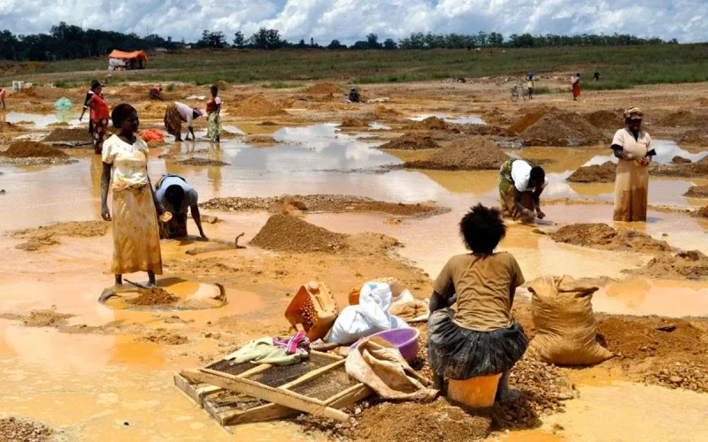 Minerais Críticos: A Injustiça Oculta da Transição Energética Sustentável
