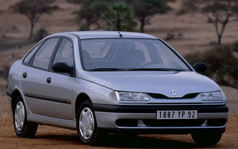Renault Laguna: um sedã moderno que falhou no Brasil