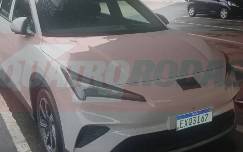 BAIC testa SUV elétrico Arcfox Alpha T5 no Brasil para competir com BYD e Geely