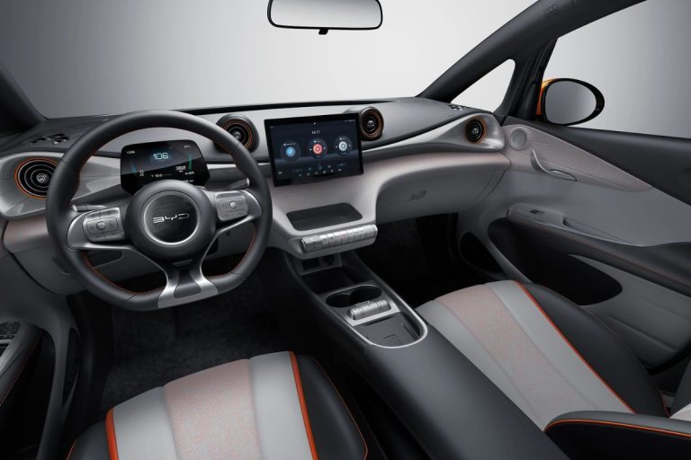 Move Brasil disponibiliza BYD e Geely EX2 no mercado de seminovos; descubra como adquirir seu carro elétrico