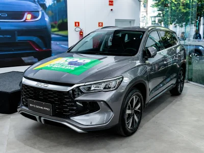 BYD Brasil atinge 300 mil veículos vendidos e consolida liderança no mercado elétrico