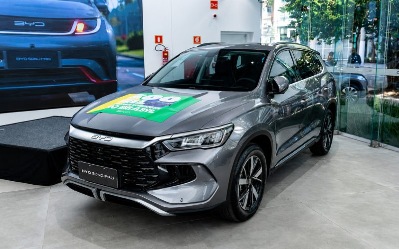 BYD Brasil atinge 300 mil veículos vendidos e consolida liderança no mercado elétrico