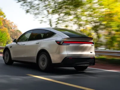 Tesla Model YL: SUV elétrico de 6 lugares chega aos EUA por US$ 61.990