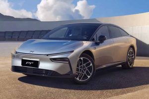Xpeng se prepara para debutar no Brasil em 2027 com modelo elétrico P7+