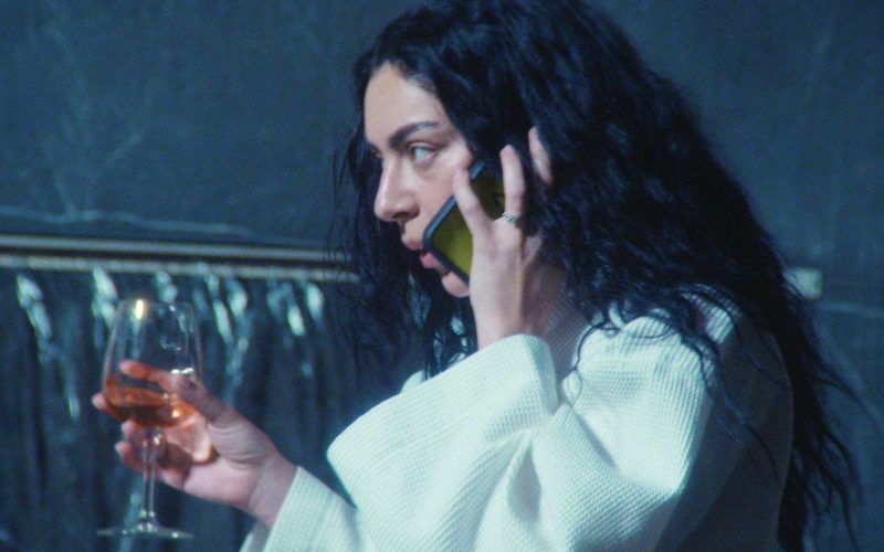 The Moment, filme de Charli xcx, estreia nos cinemas brasileiros em fevereiro