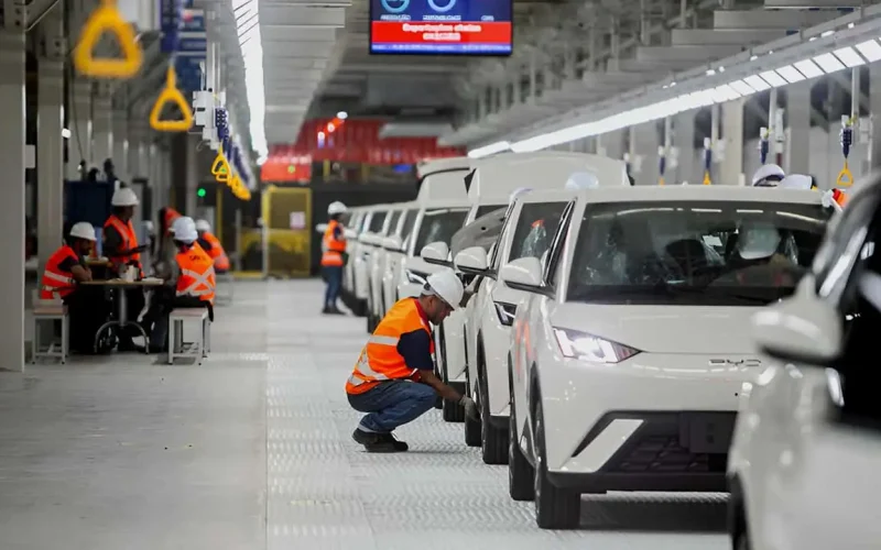 Vendas de carros eletrificados no Brasil crescem 125% no primeiro semestre de 2026