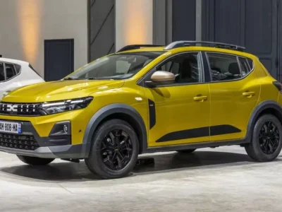 Renault lança hatch híbrido com média de 23,8 km/l e altera panorama do mercado automotivo