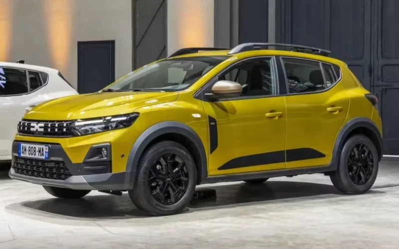 Renault lança hatch híbrido com média de 23,8 km/l e altera panorama do mercado automotivo