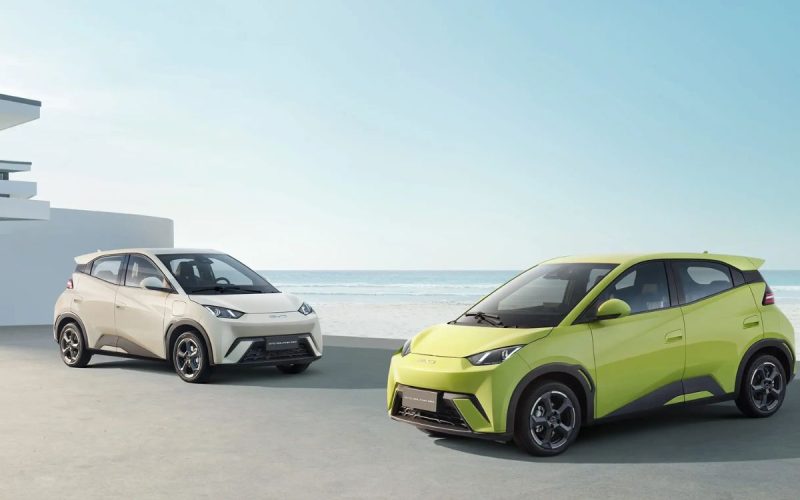 BYD e Geely respondem por 82% do mercado de elétricos, com o Brasil se destacando como principal comprador de veículos chineses.