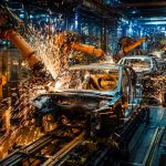 Fábricas escuras na China produzem 800 carros elétricos da Zeekr por dia