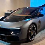 Ferrari Luce: detalhes do controverso carro elétrico que chega ao Brasil em 2027