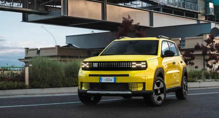 Fiat Argo X dará origem a novos Pulse, Fastback, Strada e Mobi até 2028