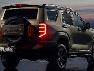 Tank 400: SUV híbrido da GWM com 408 cv e 100 km de autonomia elétrica em 2026