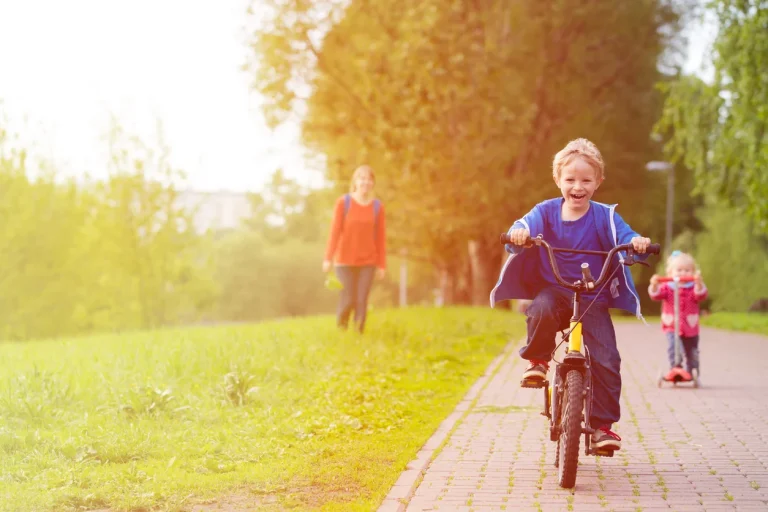 Educação em Movimento: Como a Bicicleta Transforma o Aprendizado Infantil