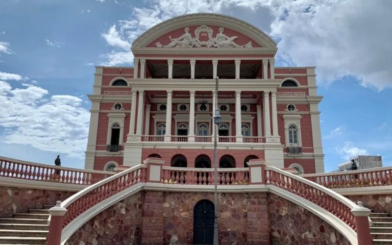 Previsão do tempo em Manaus: chuvas fracas e temperaturas entre 23°C e 33°C