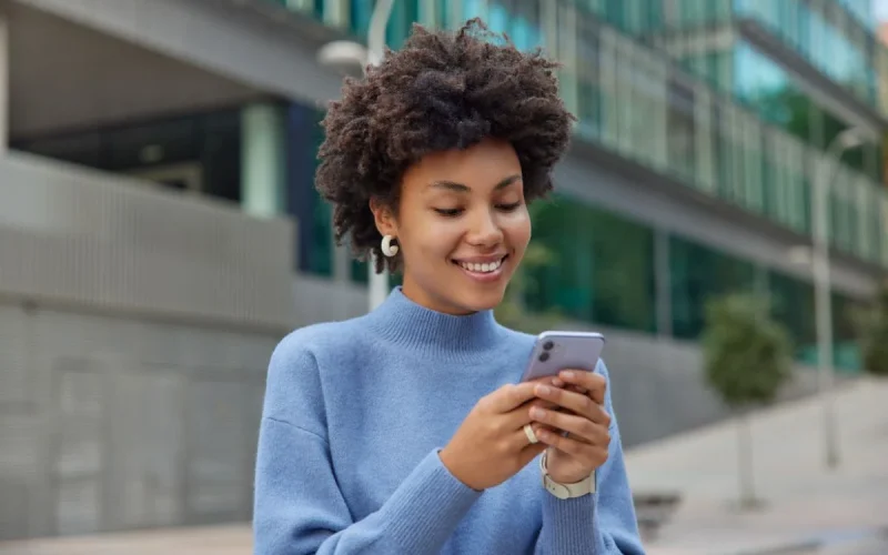Publicidade digital no Brasil alcança R$ 42,7 bilhões com crescimento em 2025