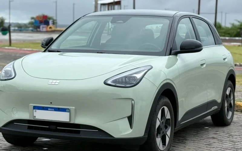 Geely EX2 Max: autonomia de 356 km e preço de R$ 136.800 no Brasil