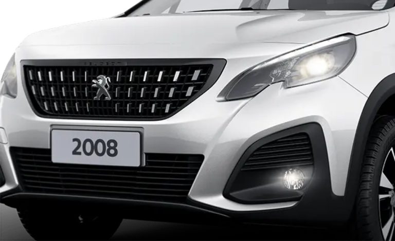 Peugeot 2008 Expande sua Linha Híbrida com Nova Versão Roadtrip e Ajuste de Potência para 14 cv a Menos