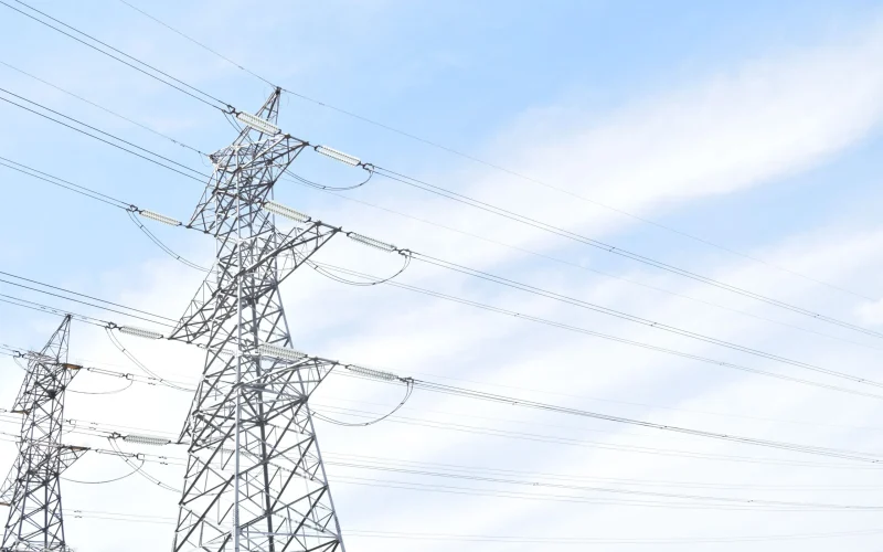 Missão 300 leva eletricidade a 50 milhões de africanos com investimento de US$ 15 bilhões
