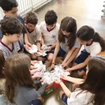 Estudantes do Colégio Santo Inácio reciclam 111 mil liners na Copa