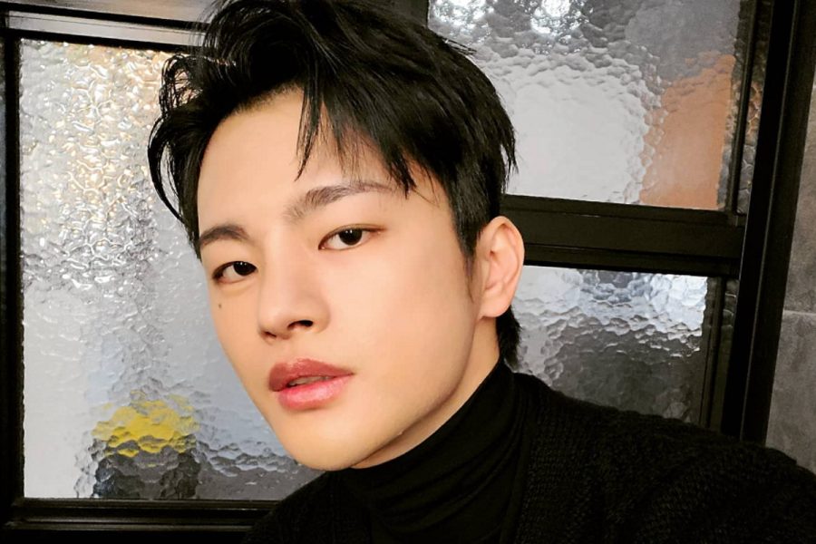 Seo In Guk encanta fãs brasileiros em apresentação especial em SP