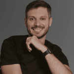 Tiago Tessmann: especialista em tráfego pago e criador da Mentoria Conversão Extrema