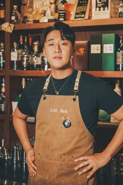 Bartender sul-coreano Leo Seo apresenta masterclass de coquetéis em Niterói